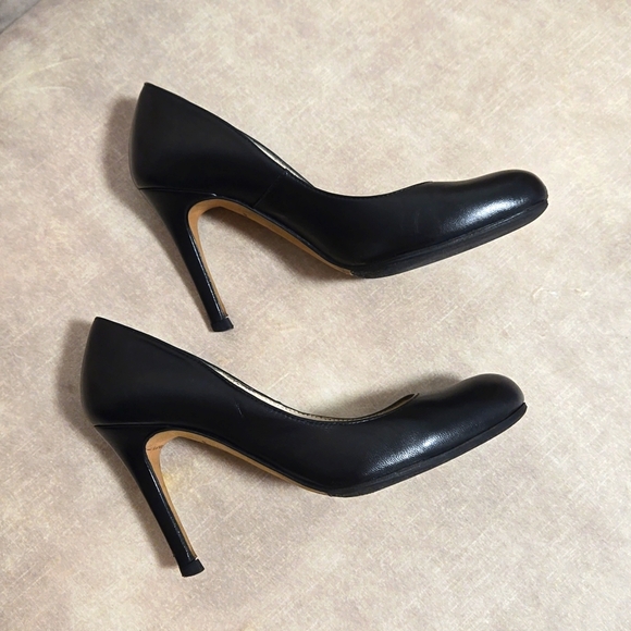 L.K.Bennett London Harper heels/pumps, black leather, size EU 35/US 5. - Picture 1 of 6